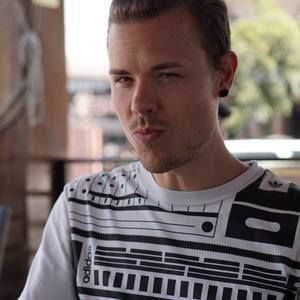 Meet your Posher, Harold